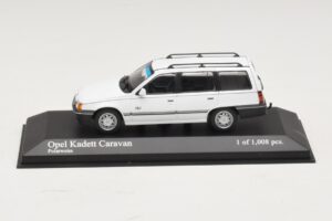 Opel Kadett E Caravan Λευκό Minichamps 1:43 400045911 Μέταλλο