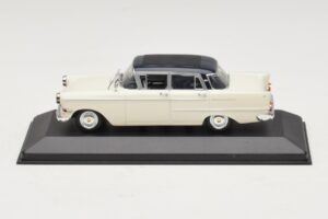 Opel Kapitan A Λευκό Minichamps 1:43 400048000 Μέταλλο