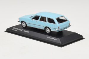 Opel Rekord D Caravan Ανοιχτό Μπλε Minichamps 1:43 400044014 Μέταλλο - εικόνα 3 από 4