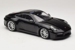 Porsche 911 992 Carrera 4S Μαύρο Minichamps 1:18 WAP0211120R992 Μέταλλο - εικόνα 4 από 6