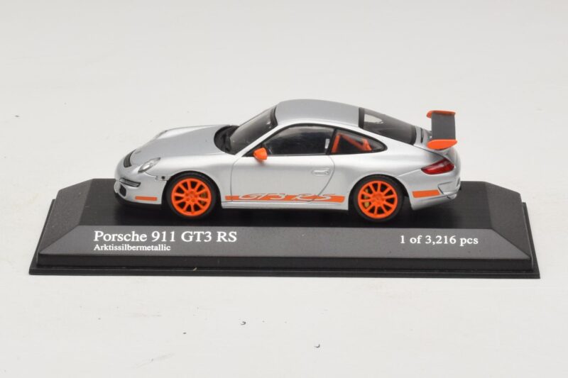 Porsche 911 997 GT3 RS Ασημί Minichamps 1:43 400066000 Μέταλλο