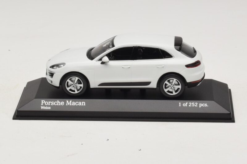 Porsche Macan 95B Λευκό Minichamps 1:43 Porsche Macan 95B Λευκό Minichamps 1:43 410062601 Μέταλλο