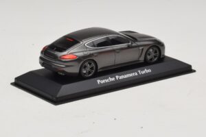 Porsche Panamera 970 Turbo Γκρι Μεταλλικό Maxichamps 1:43 940062371 Μέταλλο - εικόνα 2 από 4