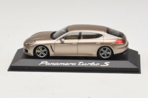 Porsche Panamera 970 Turbo S Μπρονζέ Μεταλλικό Minichamps 1:43 WAP0200600E Μέταλλο