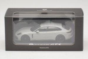 Porsche Panamera GTS 971 Chalk Grey Minichamps 1:43 WAP0207640J Μέταλλο - εικόνα 4 από 4