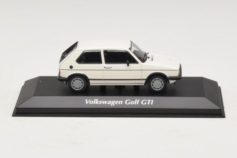 Volkswagen Golf GTI Mk1 Λευκό Maxichamps 1:43 Volkswagen Golf GTI Mk1 Λευκό Maxichamps 1:43 940055171 Μέταλλο