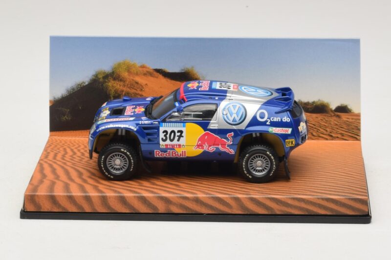 Volkswagen Race Touareg Red Bull #307 Έκδοση Αντιπροσώπου 2005 Minichamps 1:43 Volkswagen Race Touareg Red Bull #307 Έκδοση Αντιπροσώπου 2005 Minichamps 1:43 7LO099400PD307 Μέταλλο