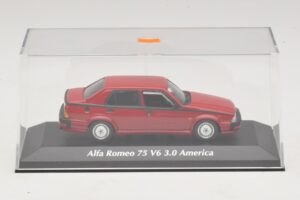 Alfa Romeo 75 V6 3.0 America Κόκκινο Maxichamps 1:43 940120461 Μέταλλο - εικόνα 4 από 5
