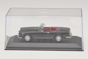 Alfa Romeo Giulia Spider Μαύρο Minichamps 1:43 400120730 Μέταλλο - εικόνα 4 από 5