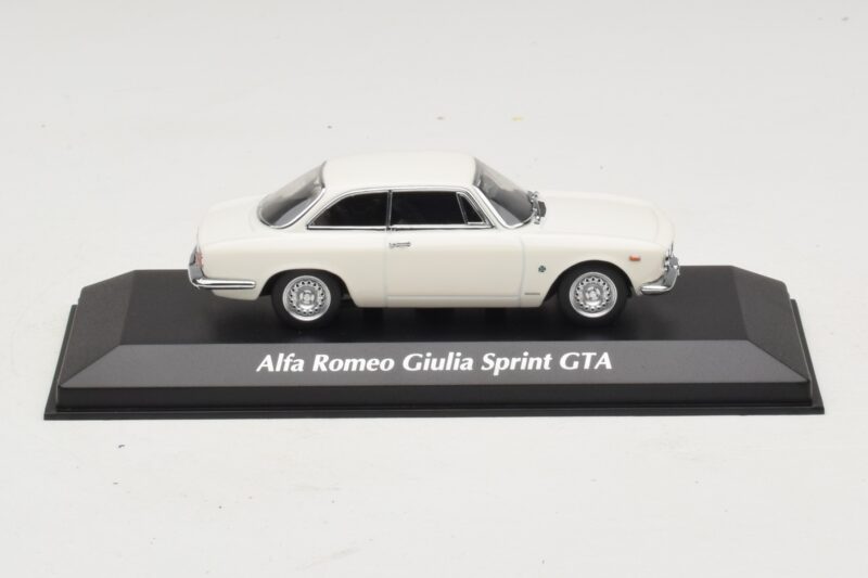 Alfa Romeo Giulia Sprint GTA Λευκό Maxichamps 1:43 940120441 Μέταλλο