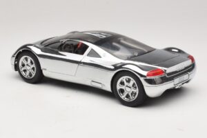 Audi Avus Quattro Chrome Silver Revell 1:18 08830 Μέταλλο - εικόνα 7 από 8
