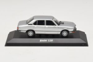 BMW 520 E12 Ασημί Maxichamps 1:43 940023000 Μέταλλο