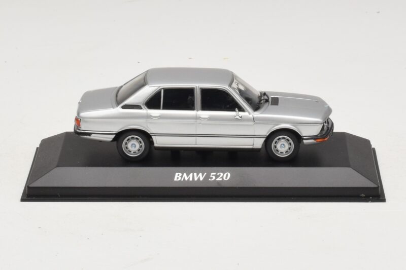 BMW 520 E12 Ασημί Maxichamps 1:43 940023000 Μέταλλο