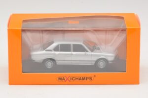 BMW 520 E12 Ασημί Maxichamps 1:43 940023000 Μέταλλο - εικόνα 5 από 5