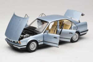 BMW 535i E34 Ανοιχτό Μπλε Μεταλλικό Minichamps 1:18 100024007 Μέταλλο - εικόνα 2 από 8