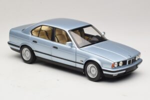 BMW 535i E34 Ανοιχτό Μπλε Μεταλλικό Minichamps 1:18 100024007 Μέταλλο - εικόνα 6 από 8