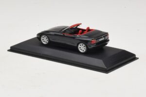 BMW Z1 Σκούρο Πράσινο Με Κόκκινο Εσωτερικό Minichamps 1:43 BMW021 Μέταλλο - εικόνα 3 από 5
