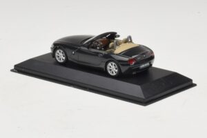 BMW Z4 E85 Μαύρο Μεταλλικό Κουτί Αντικατάστασης Minichamps 1:43 80420144055-R1 Μέταλλο - εικόνα 3 από 5