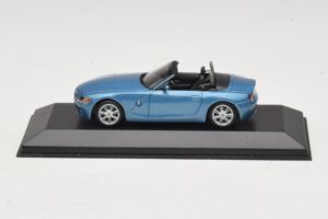 BMW Z4 E85 Γαλάζιο Μεταλλικό Κουτί Αντικατάστασης Minichamps 1:43 80420144054-R1 Μέταλλο