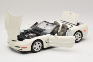 Chevrolet Corvette C5 Καμπριολέ Λευκό Bburago 1:18 3076-P1 Μέταλλο - εικόνα 2 από 8