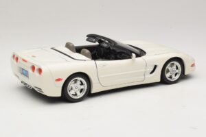 Chevrolet Corvette C5 Καμπριολέ Λευκό Bburago 1:18 3076-P1 Μέταλλο - εικόνα 3 από 8