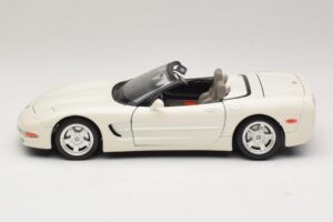 Chevrolet Corvette C5 Καμπριολέ Λευκό Bburago 1:18 3076-P1 Μέταλλο - εικόνα 4 από 8