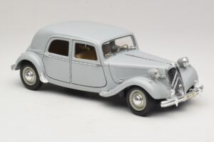 Citroen 15CV Six Γκρι Maisto 1:18 31837 Μέταλλο - εικόνα 6 από 8