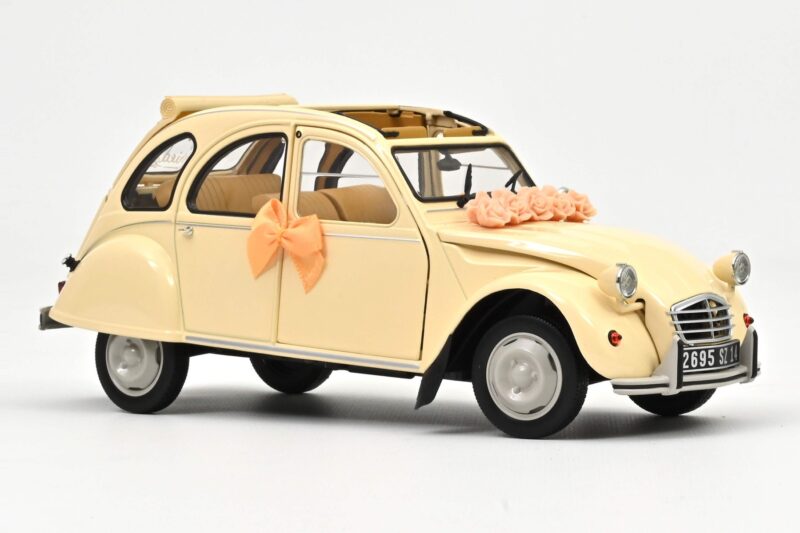 Citroen 2CV Wedding Gift Μπεζ Norev 1:18 Citroen 2CV Wedding Gift Μπεζ Norev 1:18 181475 Μέταλλο