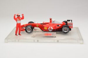 Ferrari F2004 #1 M. Schumacher F1 World Champion 2004 Με Στολή Αγώνων Hot Wheels 1:18 B66221 Μέταλλο - εικόνα 3 από 6