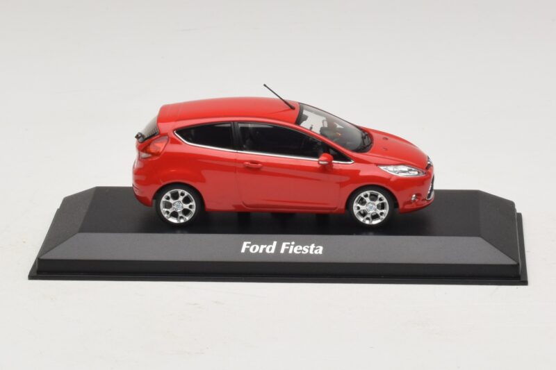 Ford Fiesta Mk7 Κόκκινο Maxichamps 1:43 940088000 Μέταλλο
