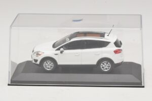 Ford Kuga Mk1 Λευκό Έκδοση Αντιπροσώπου Minichamps 1:43 KUGA002 Μέταλλο - εικόνα 4 από 5