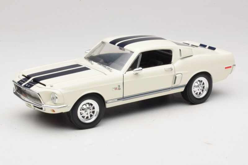 Ford Shelby GT500KR Λευκό Road Legends 1:18 92168 Μέταλλο