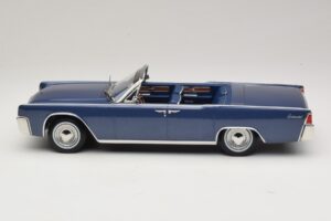 Lincoln Continental Convertible Μπλε Μεταλλικό The Lincoln Lawyer KK-Scale 1:18 KKDC181522 Μέταλλο - εικόνα 4 από 7