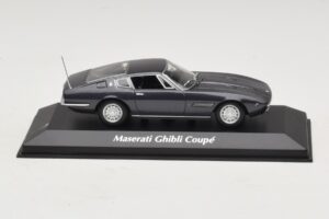 Maserati Ghibli Καφέ Μεταλλικό Maxichamps 1:43 940123320 Μέταλλο