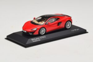 McLaren 570GT Vermillion Red Minichamps 1:43 537154522 Μέταλλο - εικόνα 2 από 5