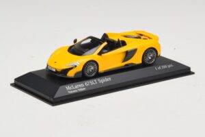 McLaren 675LT Spider Volcano Yellow Minichamps 1:43 537154430 Μέταλλο - εικόνα 2 από 5