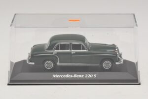 Mercedes 220 S W180 Σκούρο Πράσινο Maxichamps 1:43 940033001 Μέταλλο - εικόνα 4 από 5