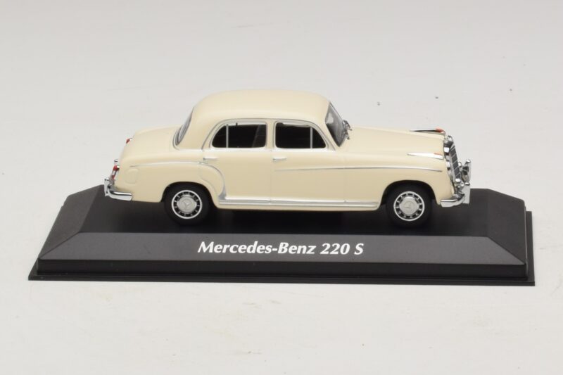 Mercedes 220 S W180 Λευκό Maxichamps 1:43 940033000 Μέταλλο