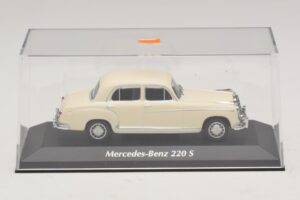 Mercedes 220 S W180 Λευκό Maxichamps 1:43 940033000 Μέταλλο - εικόνα 4 από 5