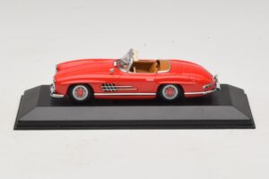 Mercedes 300 SL W198 Κόκκινο Με Καφέ Εσωτερικό Minichamps 1:43 MB009 Μέταλλο