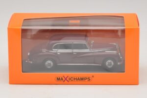 Mercedes 300 W186 Σκούρο Κόκκινο Maxichamps 1:43 940039060 Μέταλλο - εικόνα 5 από 5