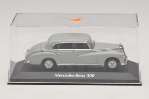 Mercedes 300 W186 Γκρι Maxichamps 1:43 940039061 Μέταλλο - εικόνα 4 από 5