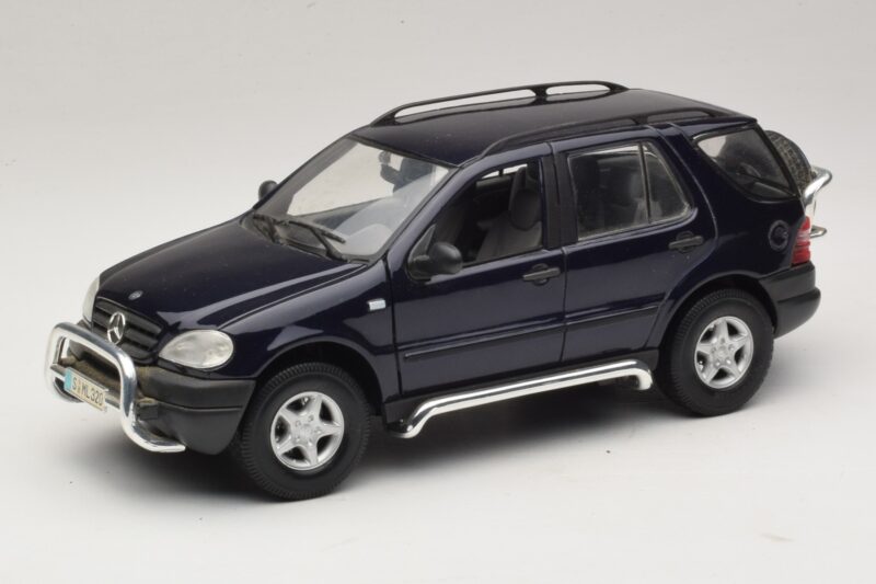 Mercedes ML320 W163 Μπλε Maisto 1:18 31847 Μέταλλο