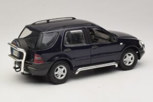 Mercedes ML320 W163 Μπλε Maisto 1:18 31847 Μέταλλο - εικόνα 3 από 8