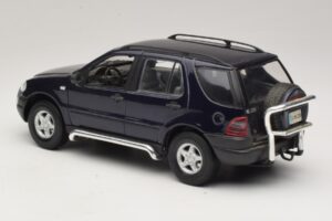 Mercedes ML320 W163 Μπλε Maisto 1:18 31847 Μέταλλο - εικόνα 7 από 8