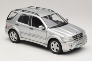 Mercedes ML55 AMG W163 Ασημί Maisto 1:18 31876-P1 Μέταλλο - εικόνα 6 από 8