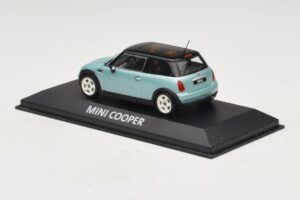 Mini Cooper S R53 Ανοιχτό Μπλε Μεταλλικό Με Μαύρη Οροφή Minichamps 1:43 MINI030 Μέταλλο - εικόνα 3 από 4