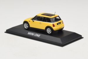 Mini Cooper S R53 Liquid Yellow Με Πανοραμική Οροφή Minichamps 1:43 MINI013 Μέταλλο - εικόνα 3 από 4