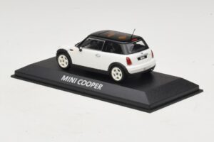 Mini Cooper S R53 Λευκό Με Μαύρη Οροφή Minichamps 1:43 MINI027 Μέταλλο - εικόνα 3 από 4