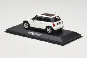 Mini Cooper S R53 Λευκό Με Πανοραμική Οροφή Minichamps 1:43 MINI020 Μέταλλο - εικόνα 3 από 5